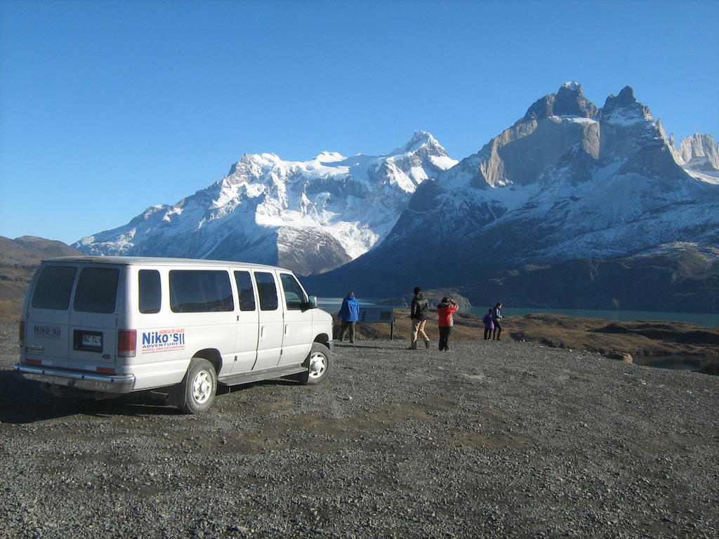 Nikos II Adventure Vandrerhjem Puerto Natales Rom bilde